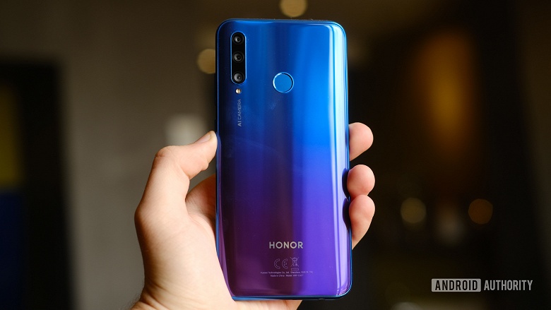 Honor 20 Lite представлен официально. Он оказался дешевле, чем ожидалось