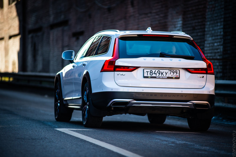 Мир не тесен: тест Volvo V90 Cross Country