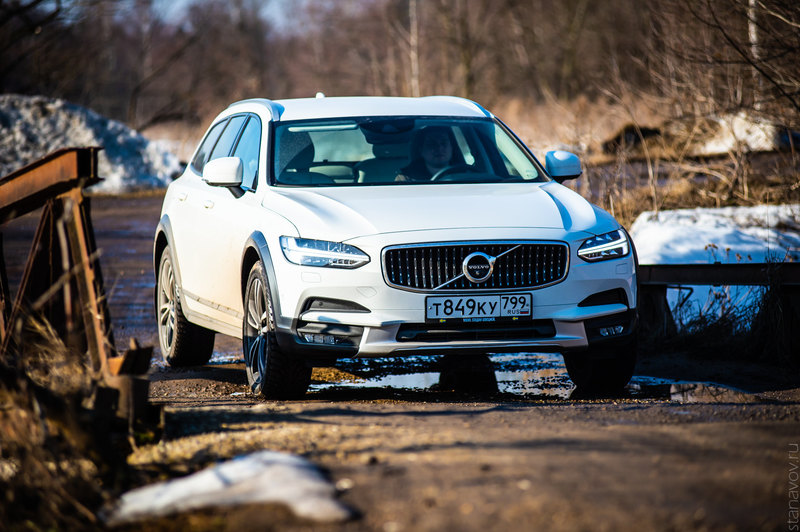 Мир не тесен: тест Volvo V90 Cross Country