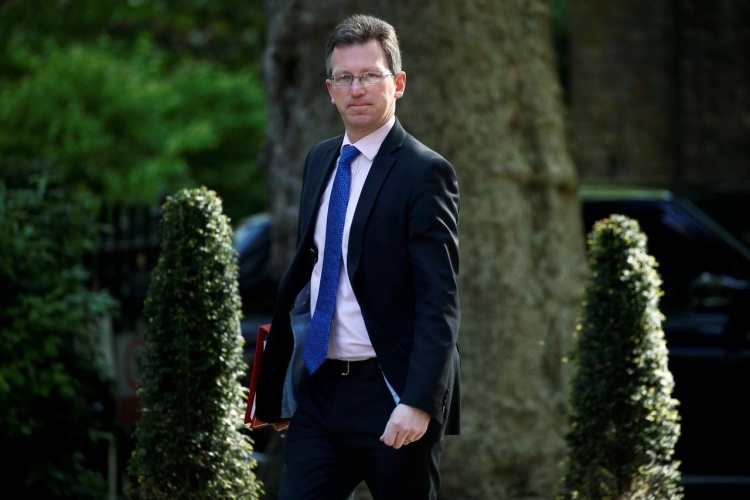 Развёртывание сетей 5G в Великобритании могут отложить по соображениям безопасности