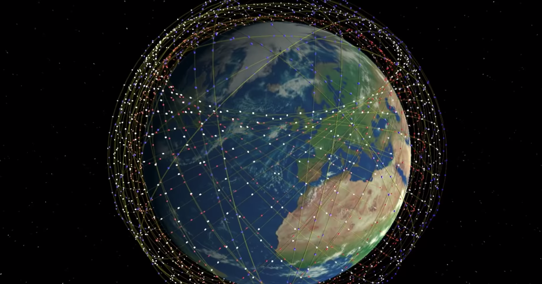Илон Маск показал 60 интернет-спутников, готовых к запуску