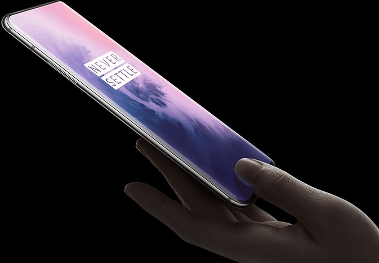 OnePlus 7 Pro: 90-Гц экран, тройная тыльная камера, UFS 3.0 и цена от 9