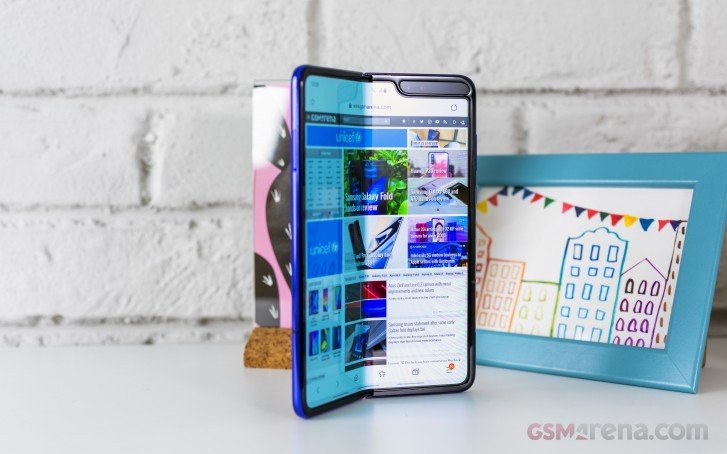 Недостатки исправлены. Samsung придумала, как сделать Galaxy Fold прочнее