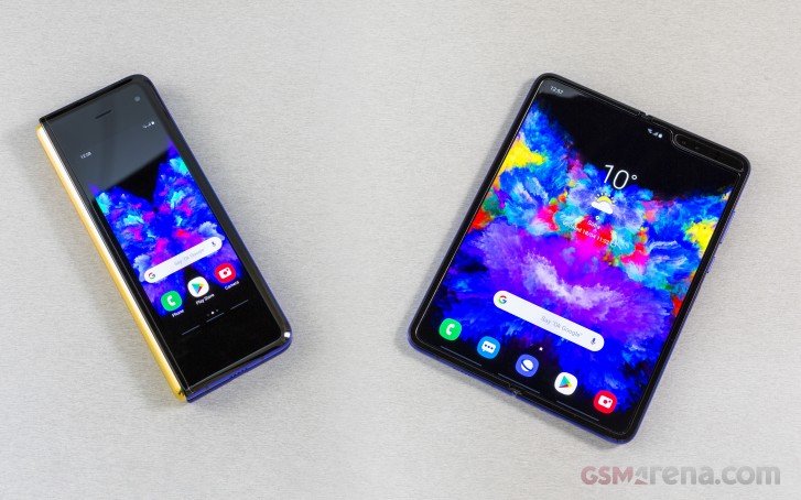 Недостатки исправлены. Samsung придумала, как сделать Galaxy Fold прочнее