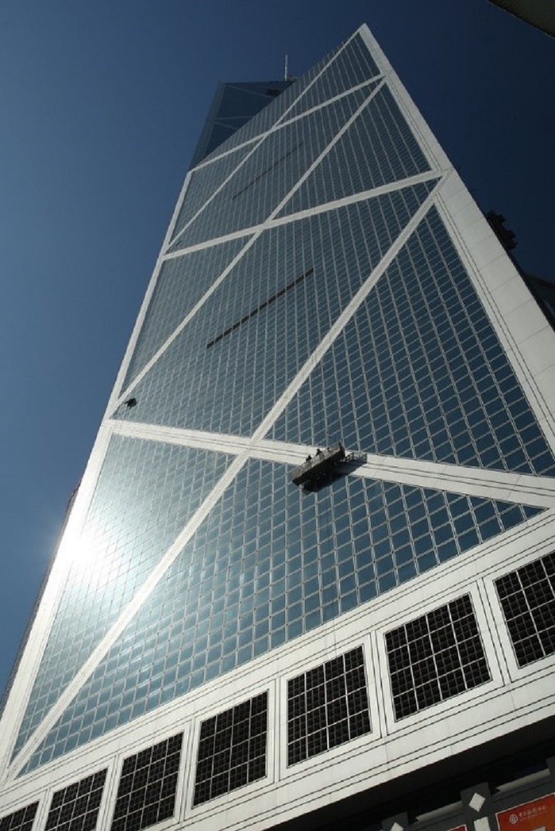 По рельсам за облака: как помыть стекло в небоскребе - 13 image