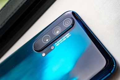 Смартфоны Honor 20 и Honor 20 Pro представлены официально, они оба оснащены четырехмодульными камерами