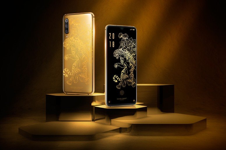 Золотой Xiaomi Mi 9 оказался… золотым чехлом для Xiaomi Mi 9