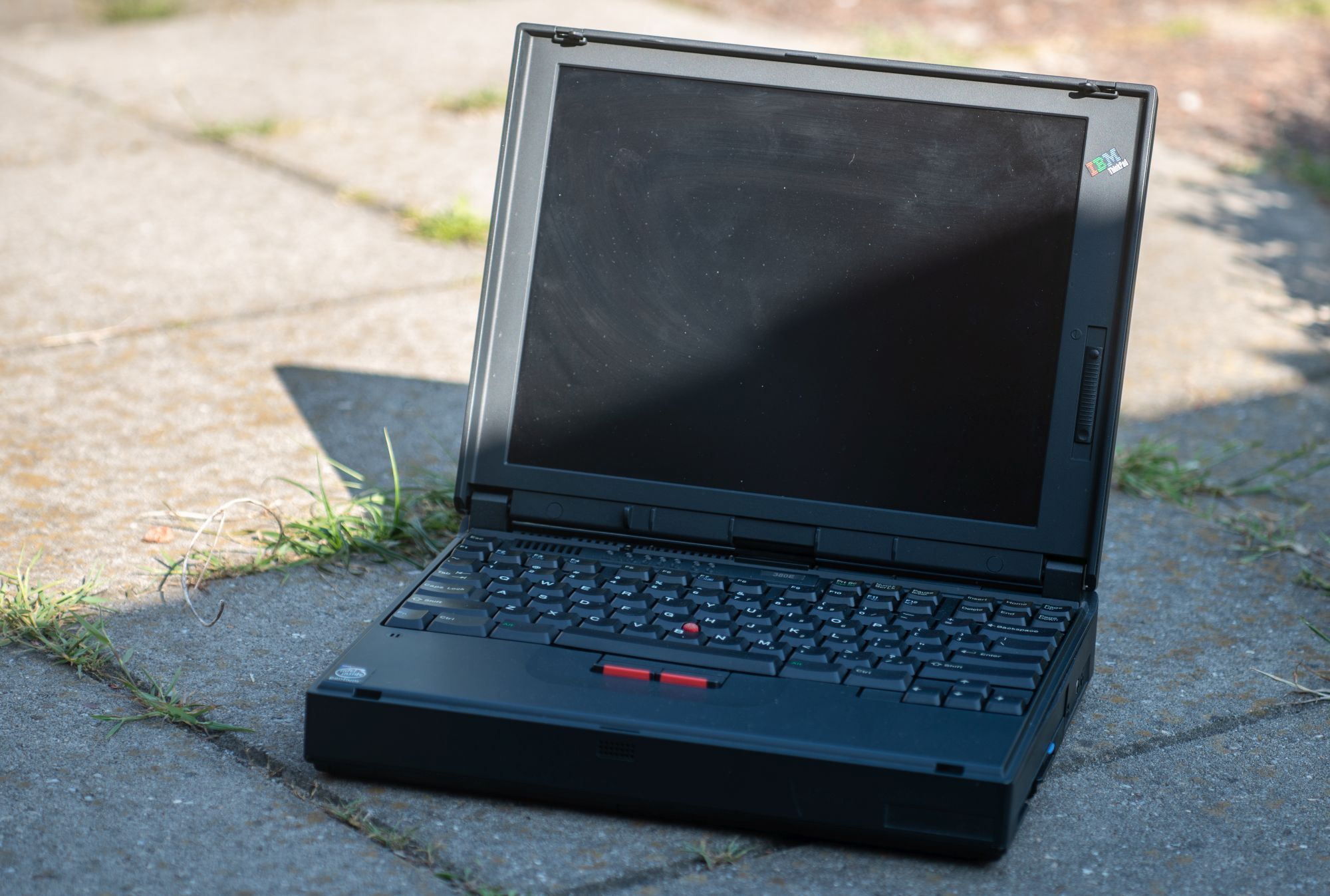Древности: ThinkPad 380E, эконом-класс 90-х и Windows 95 - 3