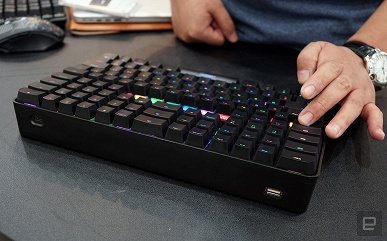 Создатели клавиатуры Chassepot C1000 нашли необычное место для цифровых и функциональных клавиш