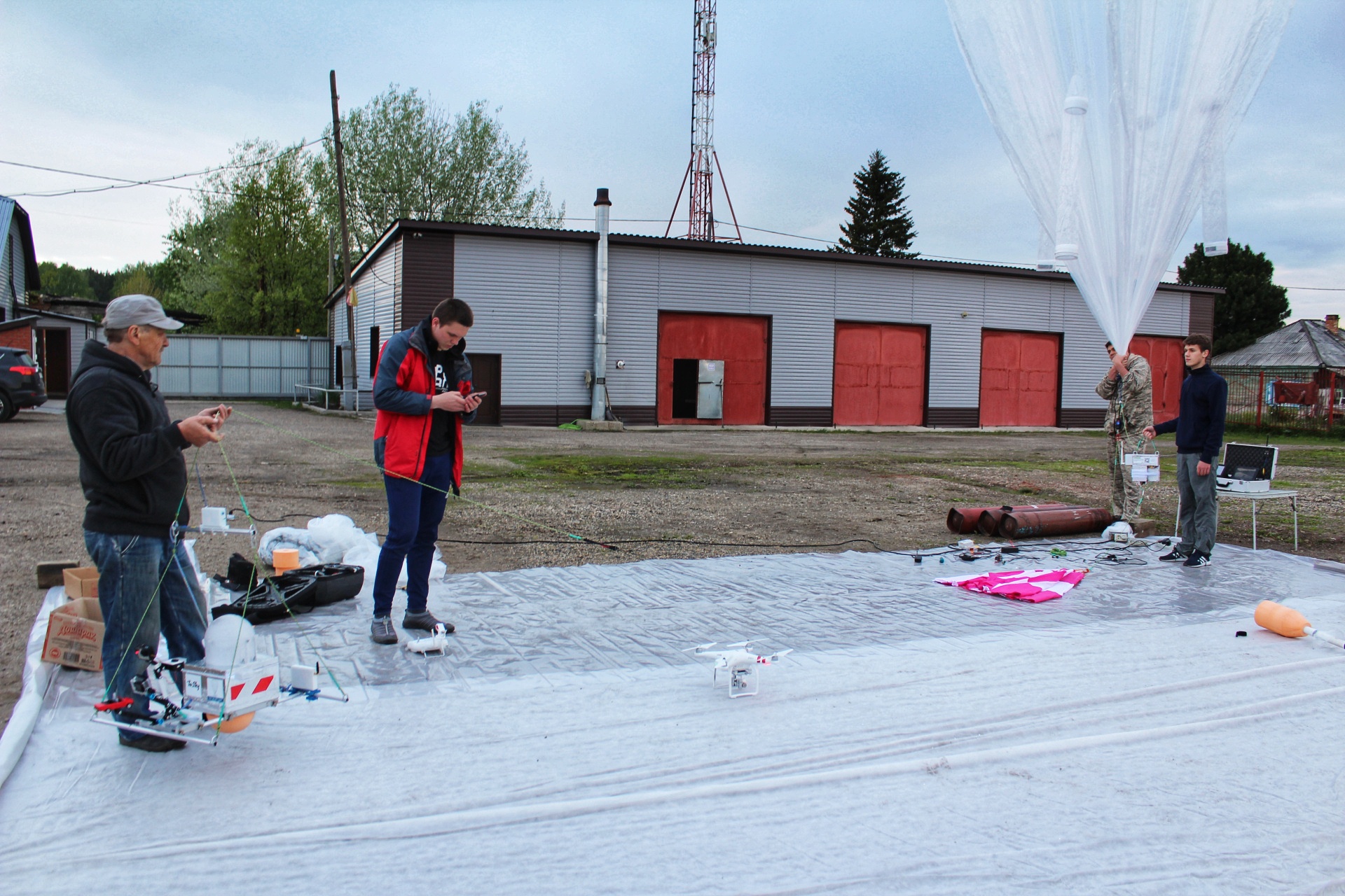 Huawei умерила амбиции. Компания уже не планирует опередить Samsung в ближайшее время - 1 Huawei умерила амбиции. Компания уже не планирует опередить Samsung в ближайшее время