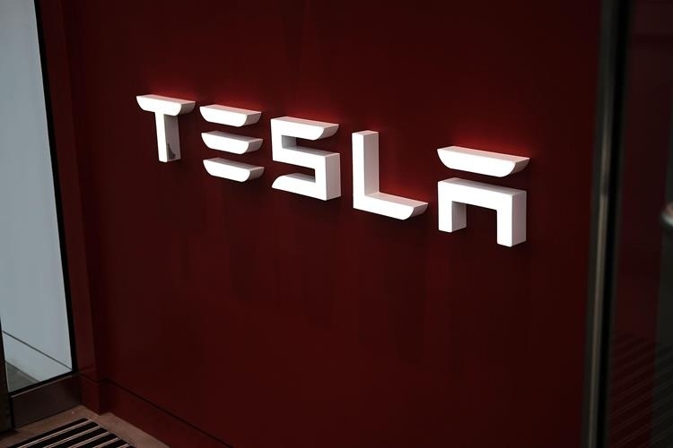 Илон Маск прогнозирует рекордные продажи Tesla во втором квартале 2019 года Илон Маск прогнозирует рекордные продажи Tesla во втором квартале 2019 года