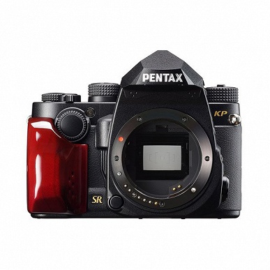 Изображения камеры Pentax KP J появились накануне анонса