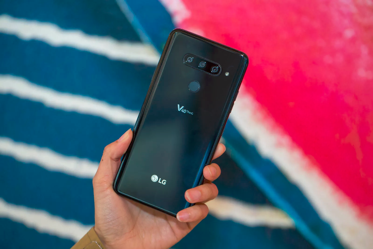 LG V40 ThinQ обновили до Android 9 Pie