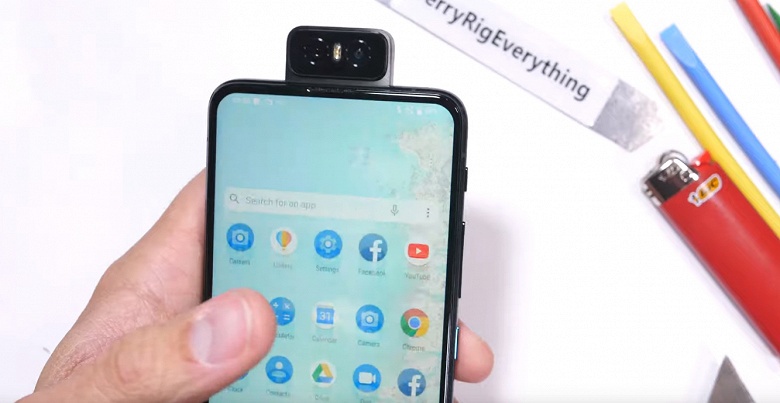 Блогер JerryRigEverything проверил необычную камеру смартфона Asus ZenFone 6 на прочность