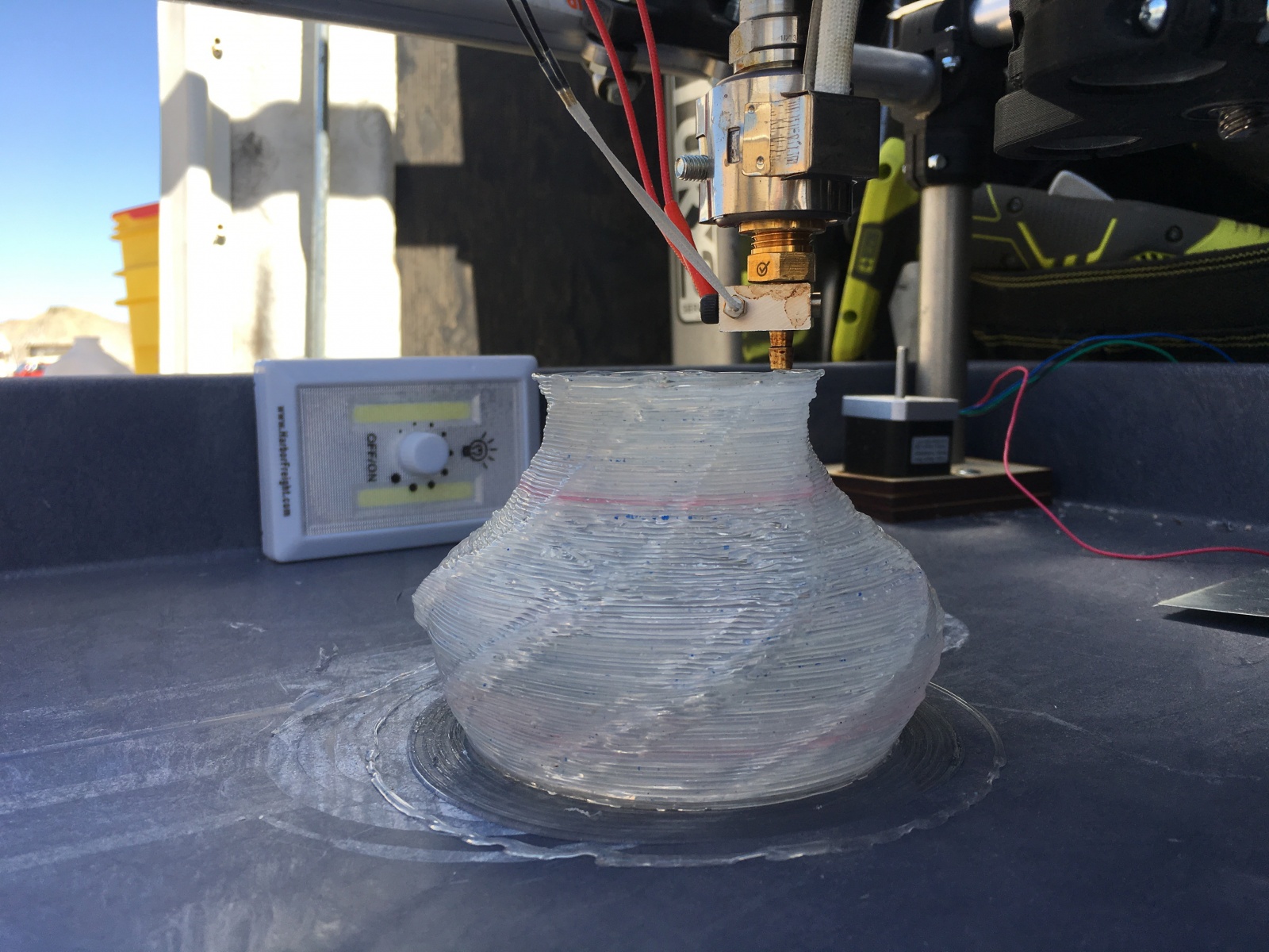 Изобретатель из Портленда создал 3D-принтер, работающий на пластиковых отходах - 1