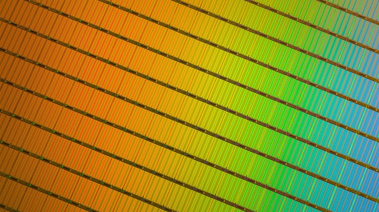 Аналитики TrendForce заговорили о неконтролируемом падении цен на флеш-память NAND