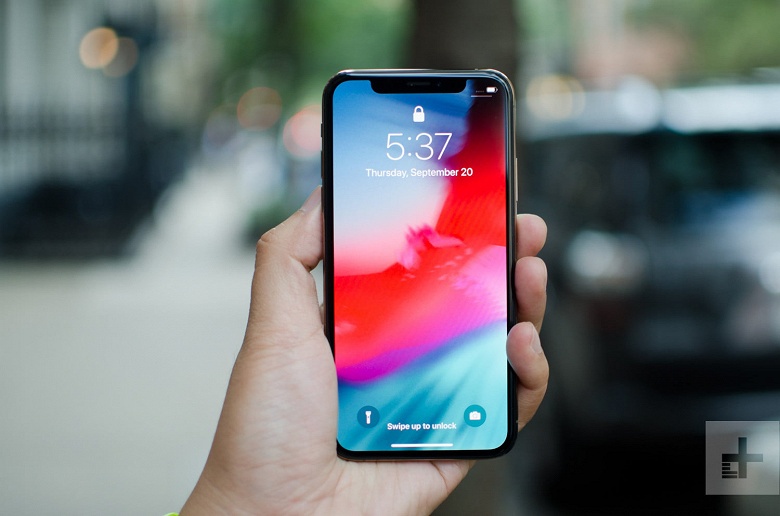 Apple увеличила объем заказов на iPhone на фоне проблем Huawei