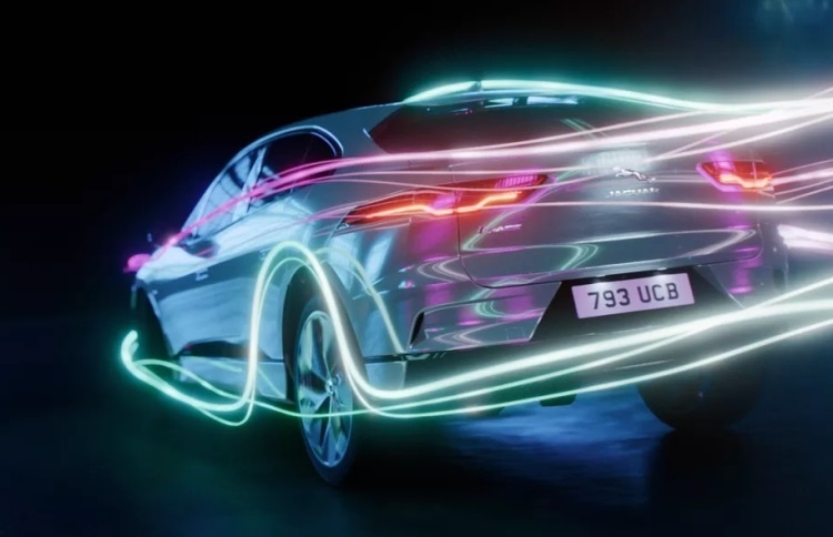 Следующим электромобилем Jaguar станет седан XJ Следующим электромобилем Jaguar станет седан XJ