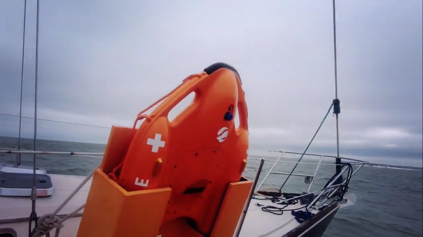 Мобильный спасательный круг на дистанционном управлении - 18 Мобильный спасательный круг на дистанционном управлении - 18