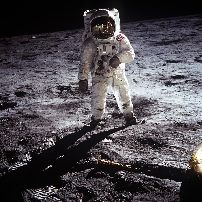 50 фактов об исследовании Луны: от первых зондов и “Аполлонов” до наших дней