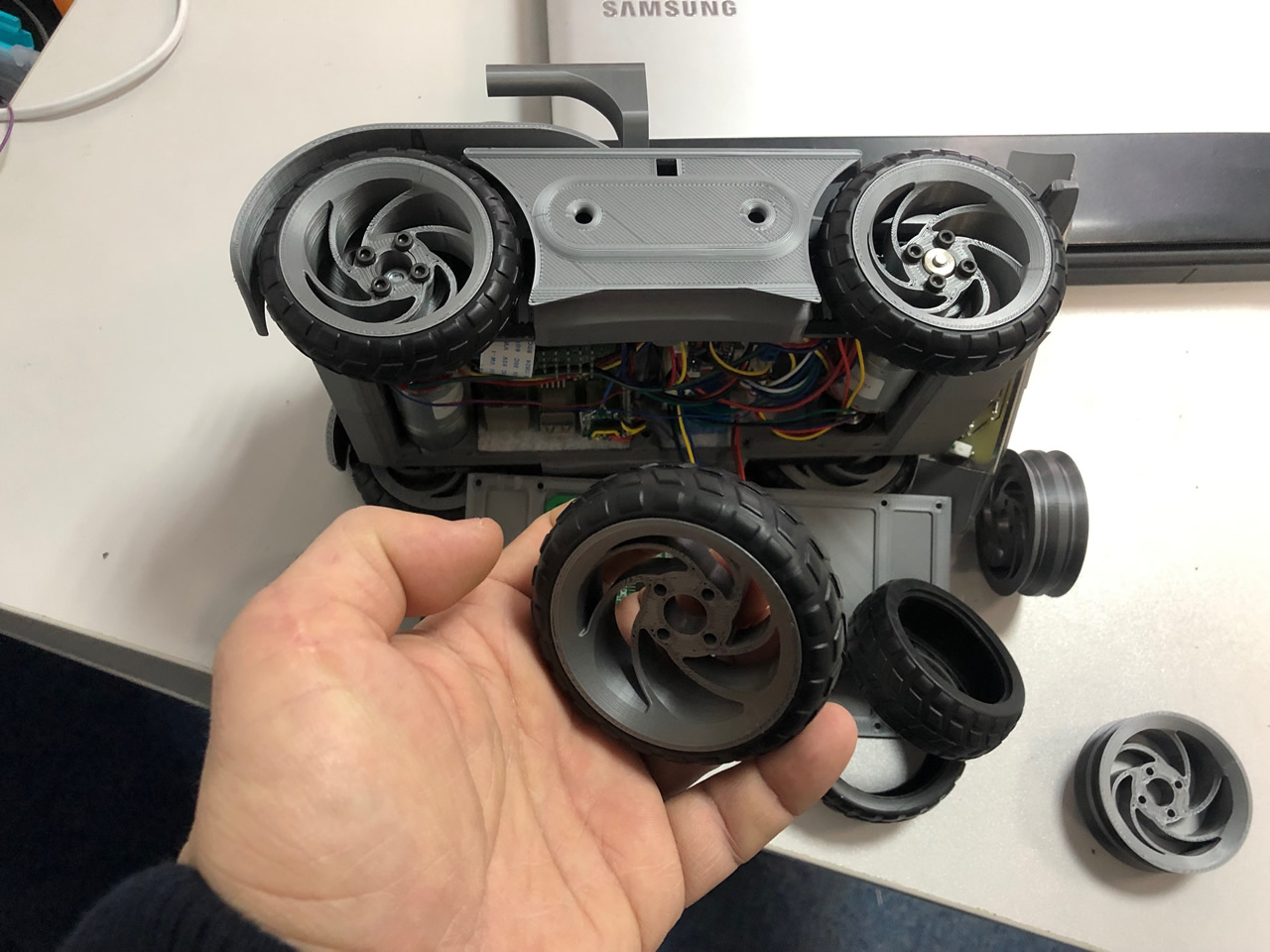 Как мы запустили роботов в маленький Чернобыль - 14 image