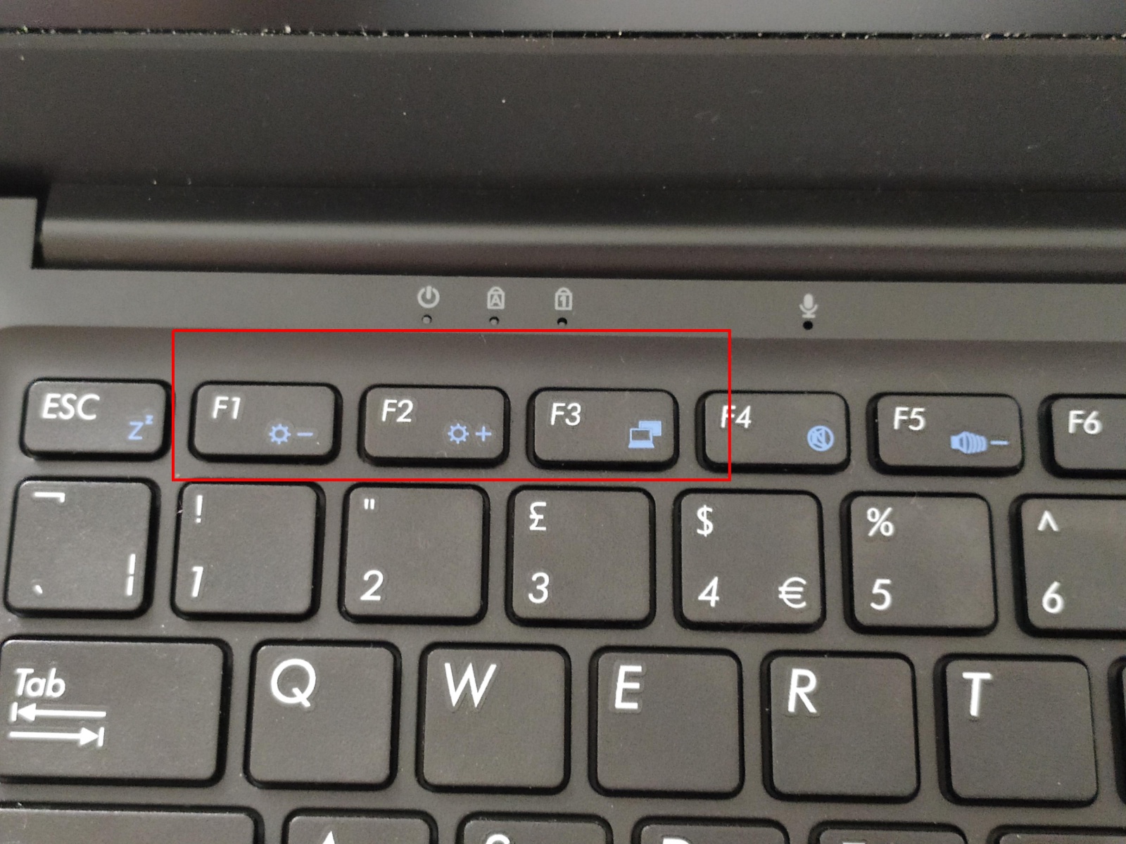 Как можно включить ноутбук. Клавиши для включения камеры на ноутбуке леново. Кнопка включения камеры на ноутбуке леново. Кнопка включения камеры на ноутбуке ASUS.