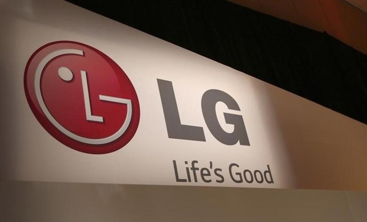 LG хочет спрятать фронтальную камеру смартфона за дисплей