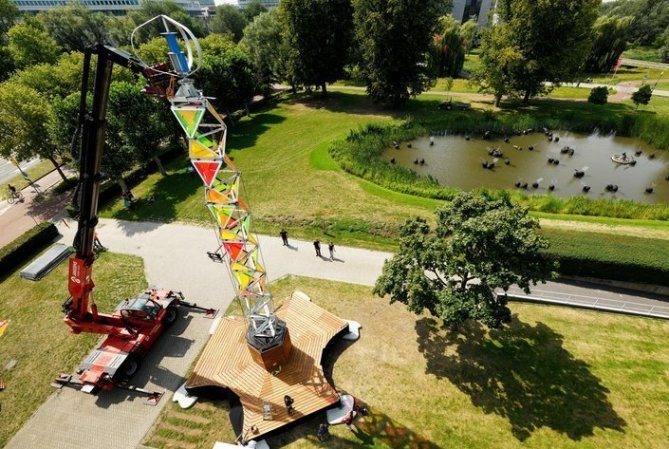 В Эйндховене создан раскладной «зеленый» генератор для фестивалей