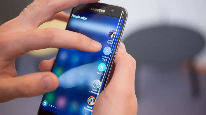 Смартфоны Samsung Galaxy S7 и S7 Edge снова будут получать регулярные обновления