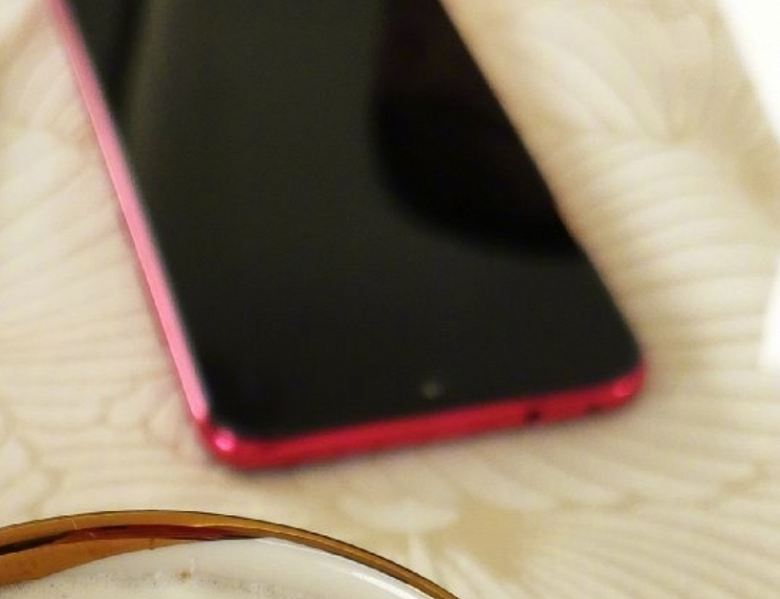 Президент Xiaomi показал смартфон Redmi Note 8 - 2 Президент Xiaomi показал смартфон Redmi Note 8