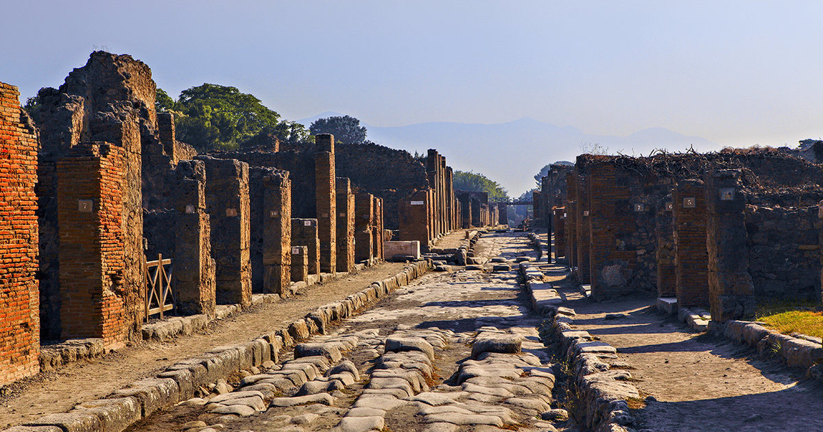 В Помпеях найдены «сокровища ведьмы» В Помпеях найдены «сокровища ведьмы»