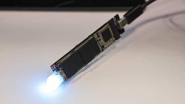 Компания Realtek тоже показала контроллер для SSD с поддержкой PCIe Gen 4 NVMe - 3 Компания Realtek тоже показала контроллер для SSD с поддержкой PCIe Gen 4 NVMe