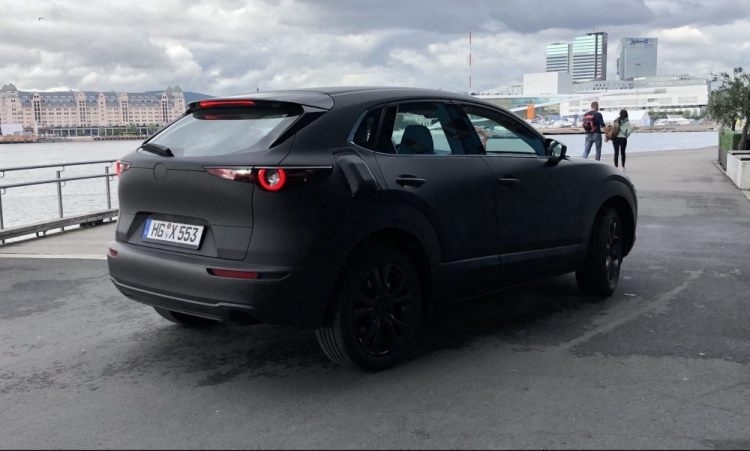 Первый электрокар Mazda замечен на улицах Норвегии