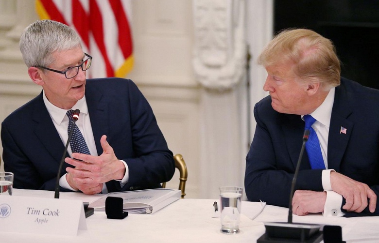 Тим Кук «убедительно доказал» Дональду Трампу, что очередной виток торговой войны негативно повлияет на Apple