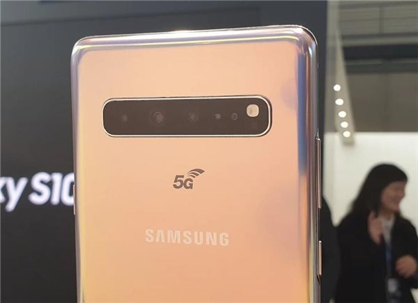 Американцы пока не оценили 5G. Данные о продажах 5G-смартфонов удручают