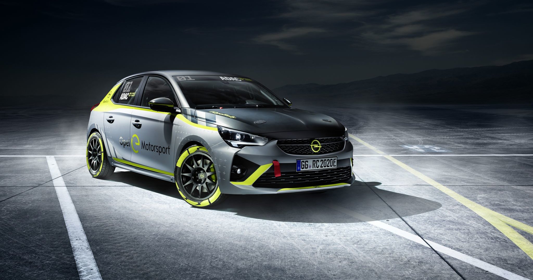 Opel представил первый в мире раллийный электромобиль