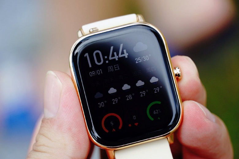 Доступный клон Apple Watch. Умные часы Huami Amazfit GTS красуются на реальных фото