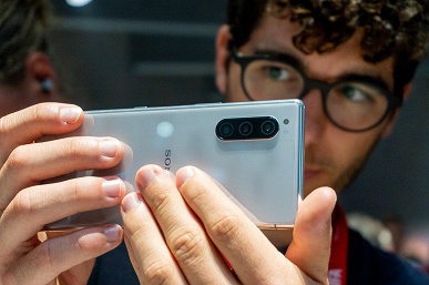 Sony Xperia 5 — настоящий компактный флагман