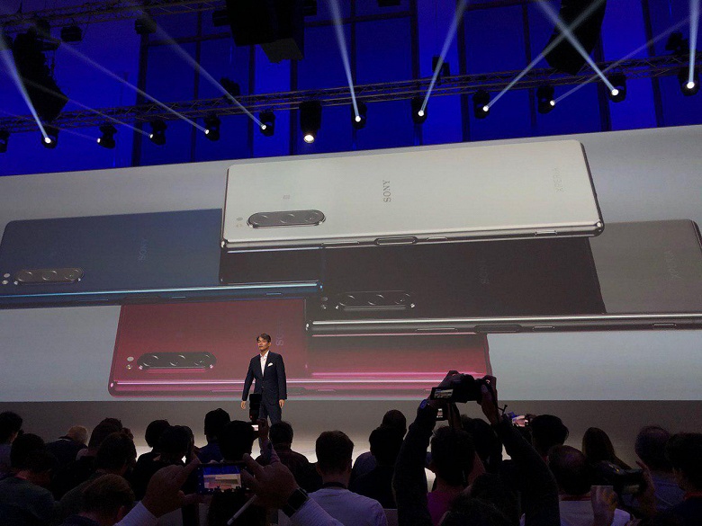 Sony Xperia 5 &mdash; настоящий компактный флагман