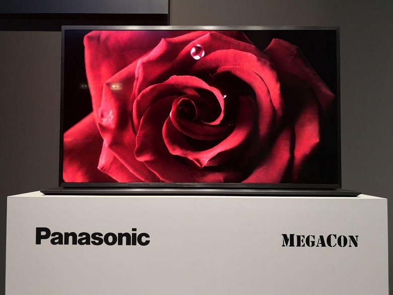 Panasonic MegaCon &mdash; ЖК-телевизор с двойной панелью, который перенял ряд особенностей устройств с экранами OLED