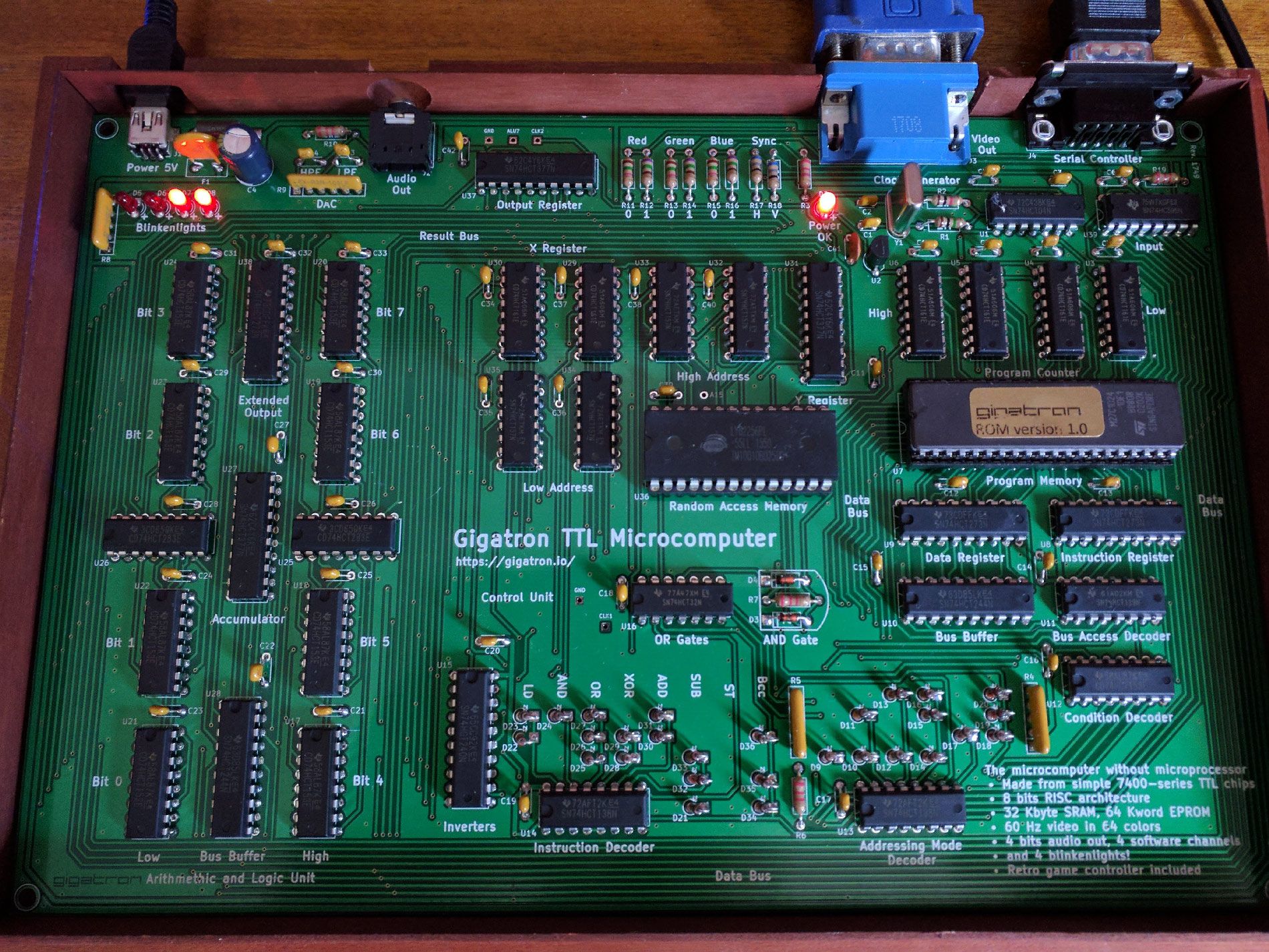 Гигатрон — самодельный микрокомпьютер без процессора - 1