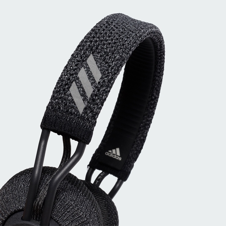 IFA 2019: наушники Adidas Sport с «трикотажной» отделкой