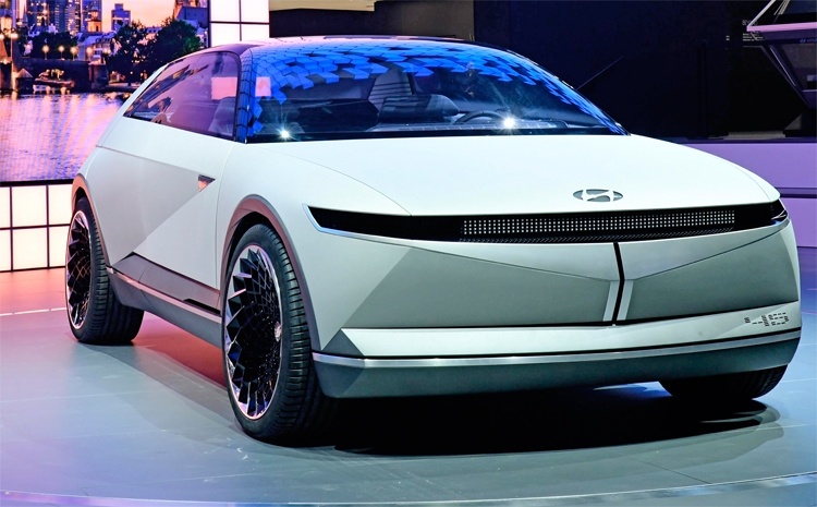 Hyundai «45»: концепт-кар с электрическим приводом Hyundai «45»: концепт-кар с электрическим приводом