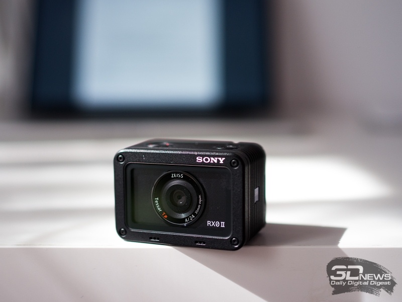 Новая статья: Обзор Sony RX0 II: маленькая и неубиваемая, но не экшен-камера