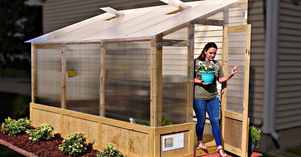 Как построить теплицу своими руками: видеогайд Как построить теплицу своими руками: видеогайд