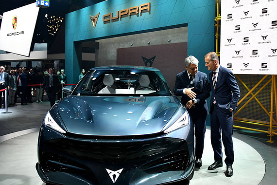 Мировые автомобильные бренды представили свои электрокары на автосалоне во Франкфурте - 10 image