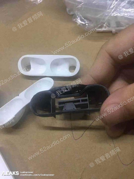 Беспроводные наушники Apple AirPods 3 в новом дизайне красуются на фотографиях