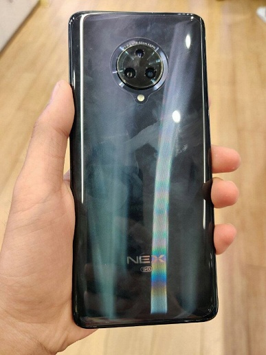 Snapdragon 855 Plus, 5G, 64-мегапиксельная камера, аккумулятор емкостью 4500 мА&middot;ч и быстрая зарядка мощностью 44 Вт: на подходе новый флагман