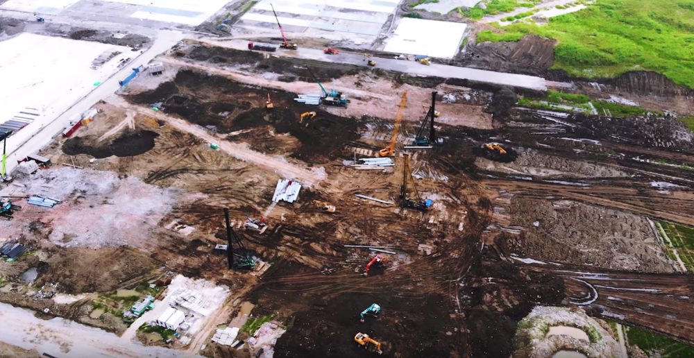 Tesla готовится к пуску производства на своей третьей «Гигафабрике» - 2 Tesla готовится к пуску производства на своей третьей «Гигафабрике» - 2