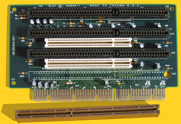 Ретро-компьютер в корпусе NLX - 4